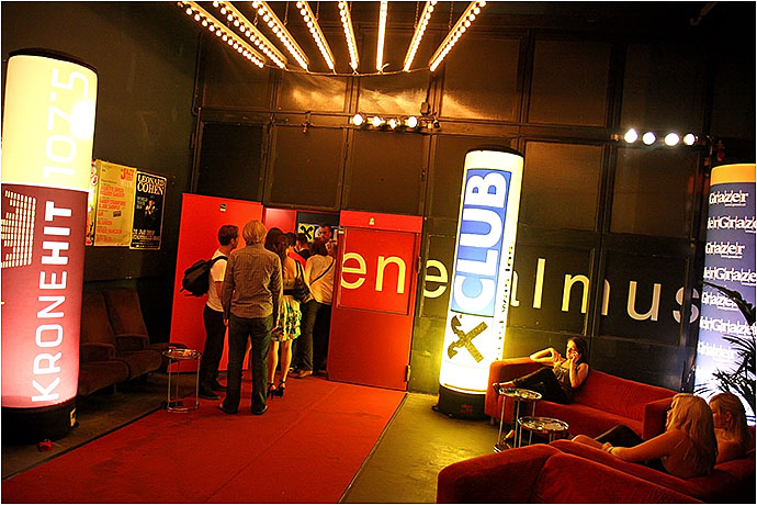 palmclub_welcome_to_miami_2010_06_12_23.jpg